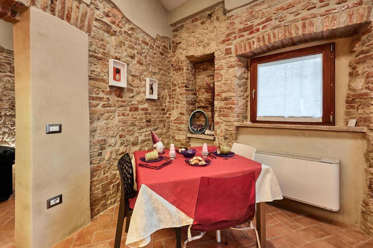 La Civetta, Montepulciano Apartment In Historical Center, Free Wifi Exterior photo